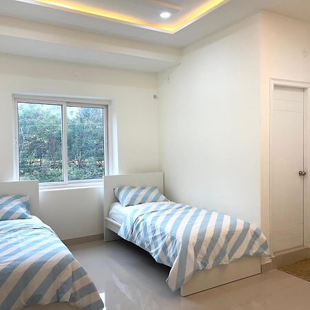Neocon Suites ไฮเดอราบัด ภายนอก รูปภาพ